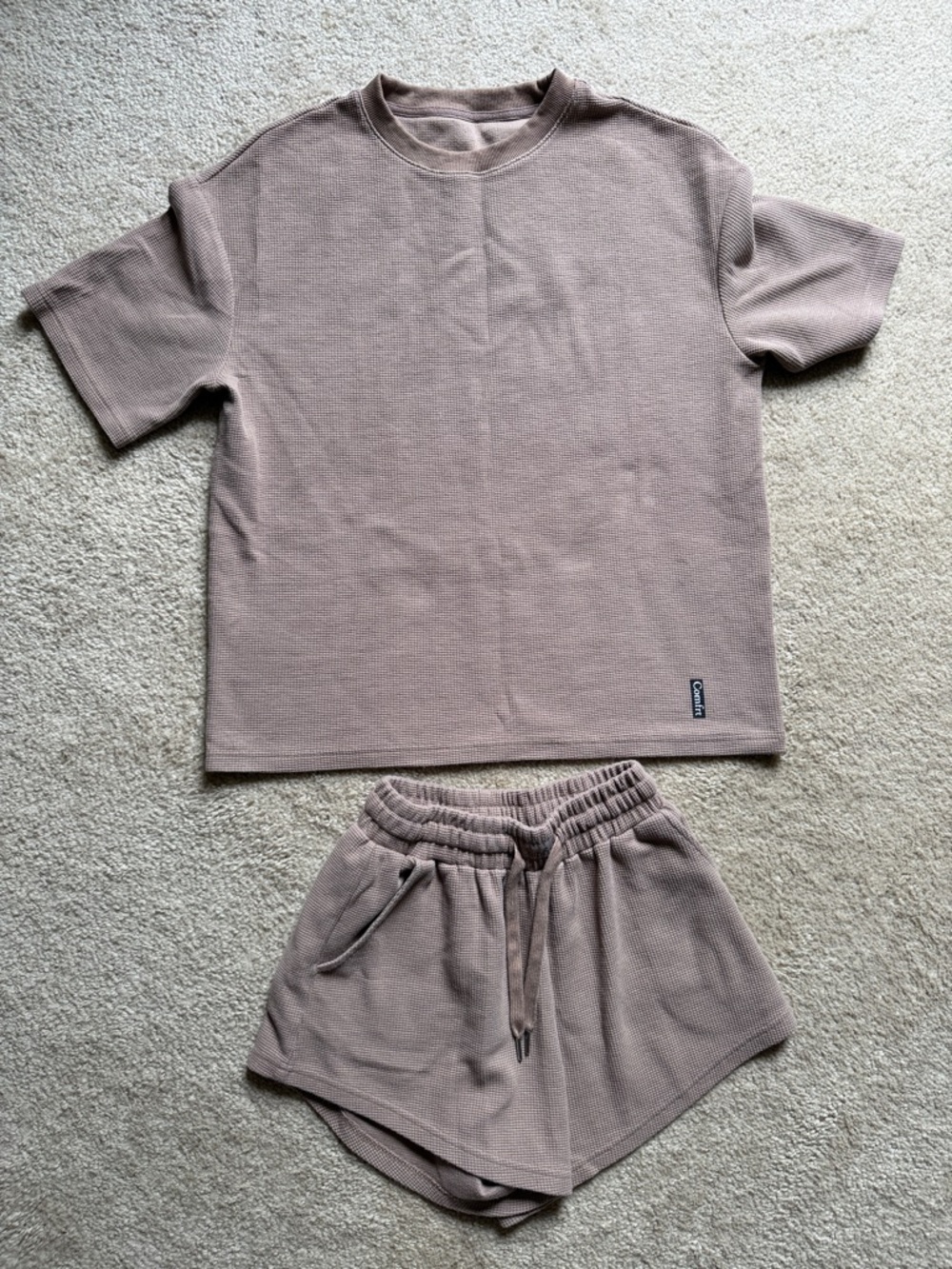Comfrt Women's Size Small Waffle Short Sleeve Lounge Set in Mocha